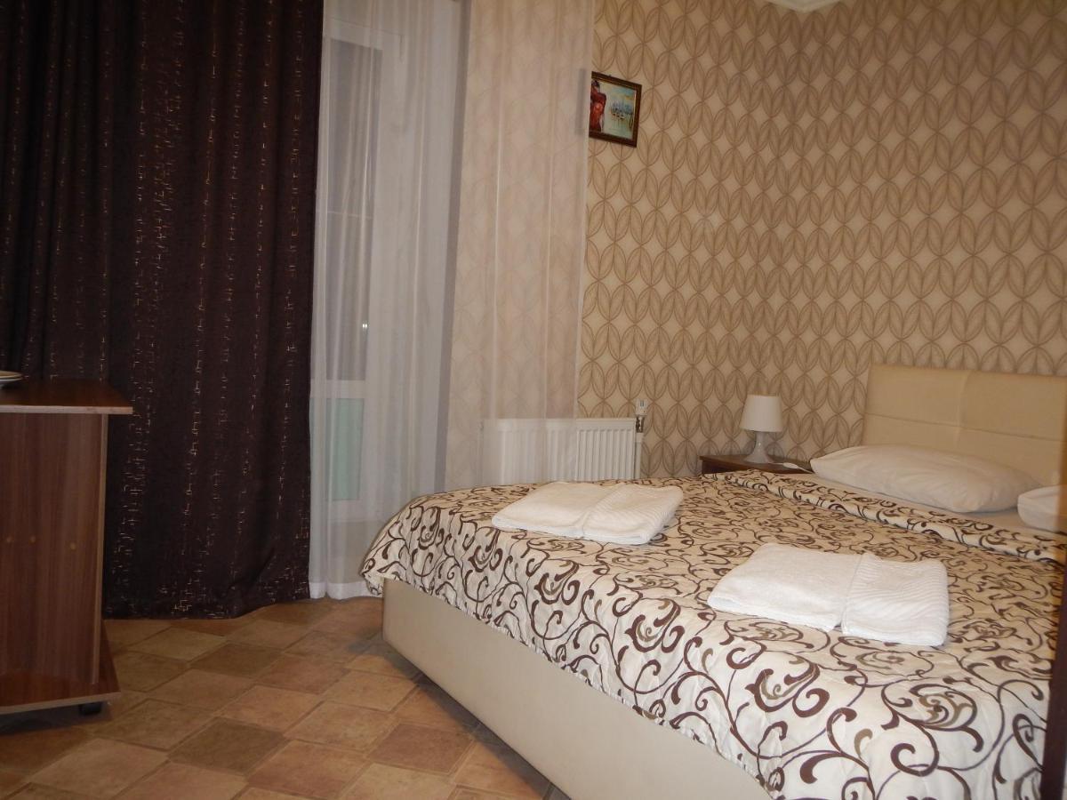 Medem Hotel Pskov Esterno foto